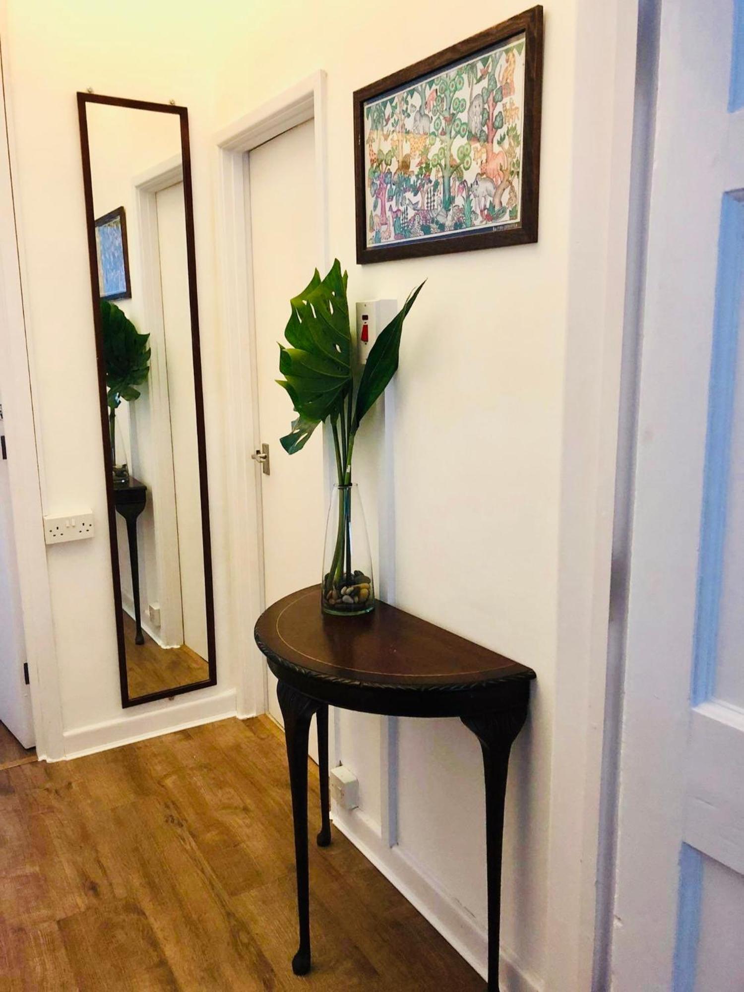 Charming Apartment In The Heart Of Бат Экстерьер фото